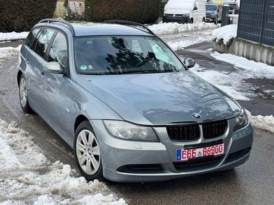 Gebraucht BMW 320 163 PS (119 kW) 2006 Blau Kombi