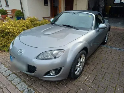 Usata Mazda MX5 126 CV (92 kW) 2011 Argento Cabrio
