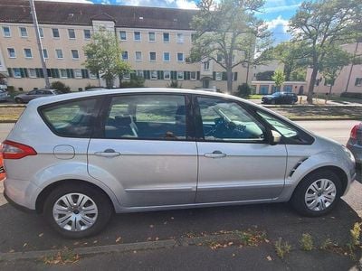 Gebraucht Ford S-MAX S 116 PS (85 kW) 2011 Silber Van / Kleinbus