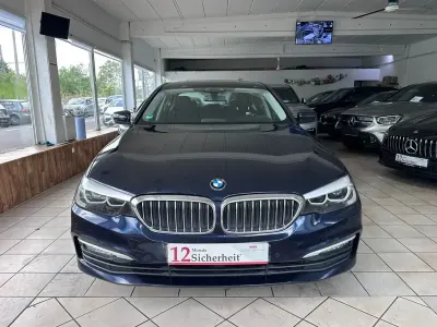 Gebraucht BMW 530 252 PS (185 kW) 2017 Blau Limousine
