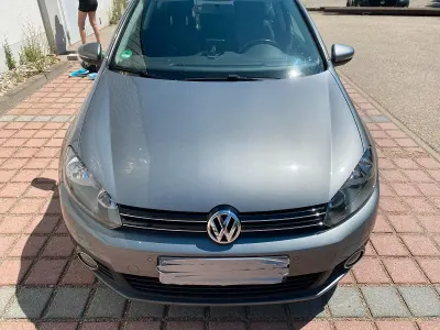 Gebraucht VW Golf VI Comfortline 122 PS (89 kW) 2010 Grau Kleinwagen