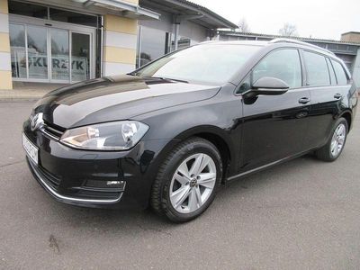 Schwarz Gebraucht 2016 VW Golf VII Allstar Kombi | 10.995 € (Etwas zu teuer)