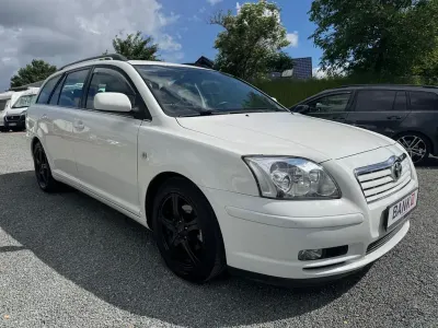 Gebraucht Toyota Avensis Sol 129 PS (94 kW) 2004 Weiß Limousine