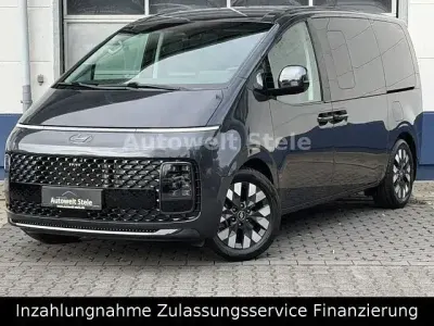 Gebraucht Hyundai Staria Signature 177 PS (130 kW) 2022 Steel graphite Van / Kleinbus