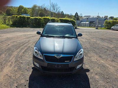 Second-hand Skoda Fabia GreenLine 75 CP (55 kW) 2011 Negru Break