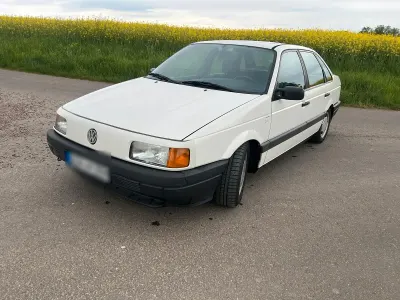 Gebraucht VW Passat 90 PS (66 kW) 1993 Weiß Limousine