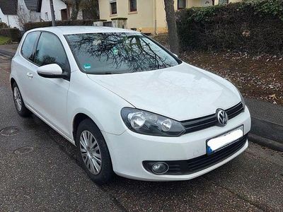 Weiß Gebraucht 2012 VW Golf Trendline Limousine | 6.500 € (Fairer Preis)