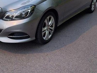 Mercedes E220