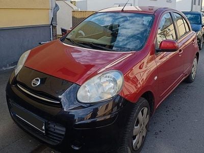 Gebraucht Nissan Micra Tekna 80 PS (58 kW) 2011 Rot Kleinwagen