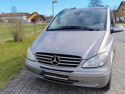Usata Mercedes Viano 150 CV (110 kW) 2008 Argento Monovolume