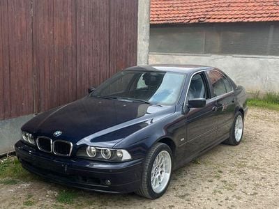 BMW 525