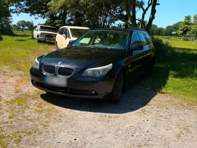 Gebraucht BMW 523 177 PS (130 kW) 2007 Schwarz Kombi