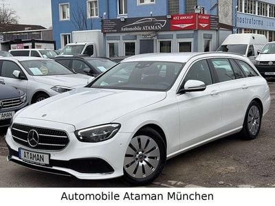Weiß Gebraucht 2021 Mercedes E200 Avantgarde Limousine | 23.990 € (Guter Preis)