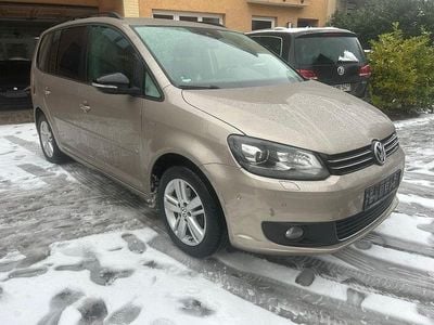 Gebraucht VW Touran Match 105 PS (77 kW) 2012 Beige Van / Kleinbus