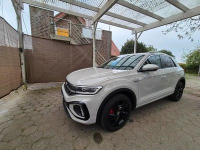 Second-hand VW T-Roc R-line 150 CP (110 kW) 2024 Gri SUV