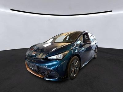 Second-hand Cupra Born 150 kW (204 CP) 2023 Albastru Hatchback