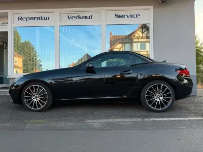 Gebraucht Mercedes SLC300 AMG 245 PS (180 kW) 2019 Schwarz Cabrio