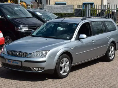 Gebraucht Ford Mondeo Trend 131 PS (96 kW) 2007 Silber Limousine