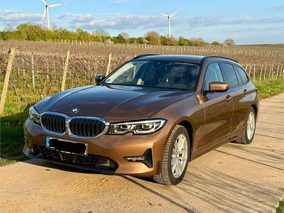 Gebraucht BMW 320 Sport Line 190 PS (139 kW) 2020 Braun Kombi
