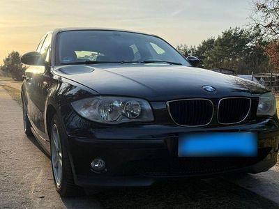 Gebraucht BMW 116 115 PS (84 kW) 2004 Schwarz Kleinwagen