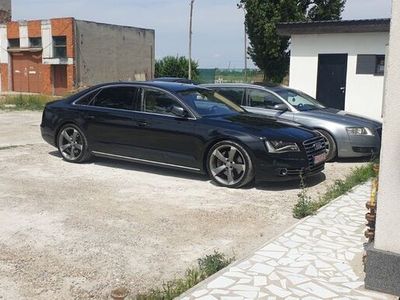 Audi A8L