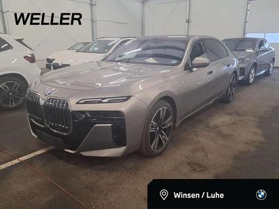 Gebraucht BMW 740 M Sport 299 PS (219 kW) 2025 Grau Limousine