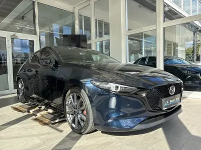 Gebraucht Mazda 3 Selection 122 PS (89 kW) 2021 Deep crystal blue Limousine