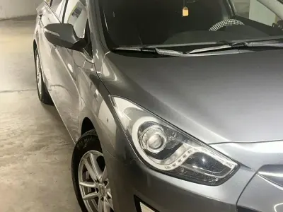 Gebraucht Hyundai i40 139 PS (102 kW) 2014 Andere farben Kombi