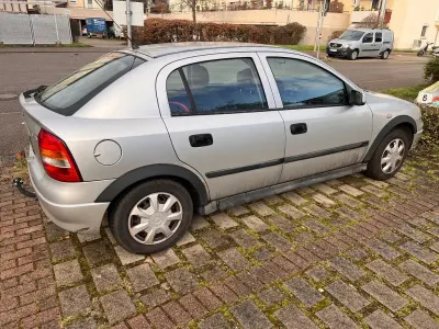 Gebraucht Opel Astra Comfort 101 PS (74 kW) 2002 Grau Limousine