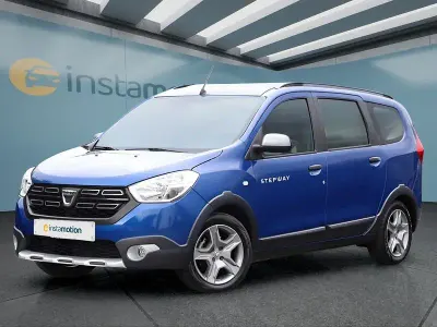 Gebraucht Dacia Lodgy Stepway 131 PS (96 kW) 2021 Blau Van / Kleinbus