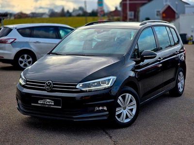 Gebraucht VW Touran 150 PS (110 kW) 2022 Schwarz Van / Kleinbus