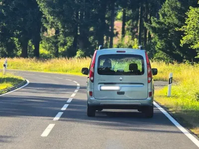 Gebraucht Renault Kangoo Luxe 110 PS (80 kW) 2011 Blau Van / Kleinbus