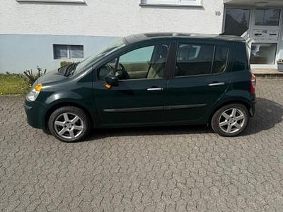 Second-hand Renault Modus 110 CP (80 kW) 2006 Verde Monovolum