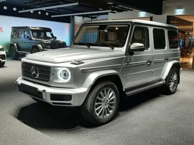 Gebraucht Mercedes G400 AMG line 330 PS (242 kW) 2023 Silber SUV