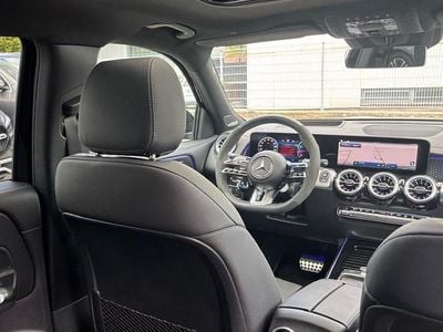Mercedes GLB35