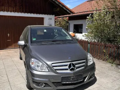 Gebraucht Mercedes B200 136 PS (100 kW) 2008 Grau Van / Kleinbus