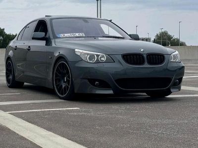 Grau Gebraucht 2004 BMW 530 M Sport Limousine | 7.500 € (Fairer Preis)