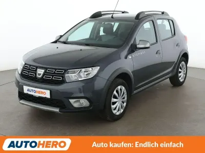 Gebraucht Dacia Sandero Essentiel 90 PS (66 kW) 2019 Grau Kleinwagen