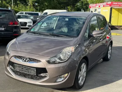 Gebraucht Hyundai ix20 Edition 116 PS (85 kW) 2012 Braun Kleinwagen