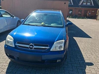 Begagnad Opel Vectra 150 HK (110 kW) 2005 Blå Kombi