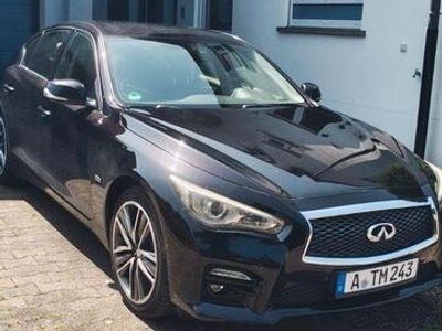 Infiniti Q50