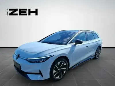 Gebraucht VW ID.7 Pro 210 kW (286 PS) 2025 Gletscherweiß metallic Kombi