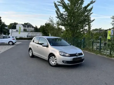 Gebraucht VW Golf VI 105 PS (77 kW) 2010 Silber Kleinwagen
