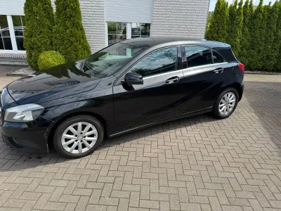 Brugt Mercedes A180 109 HK (80 kW) 2013 Sort Sedan