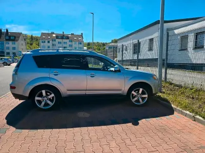 Gebraucht Mitsubishi Outlander 170 PS (125 kW) 2008 Grau SUV