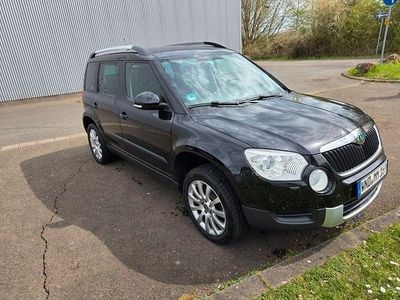 Usado Skoda Yeti Ambition 140 HP (102 kW) 2012 Preto SUV