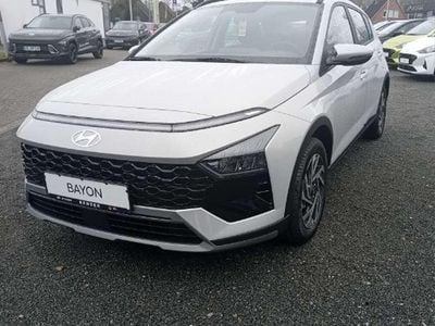 Neu Hyundai Bayon Trend 101 PS (74 kW) 2025 Lumen grey SUV
