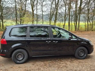 Używany Seat Alhambra Style 140 KM (102 kW) 2014 Czarny Minivan