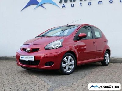 Gebraucht Toyota Aygo 68 PS (50 kW) 2010 Rot Kleinwagen