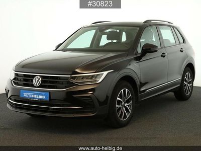 Gebraucht VW Tiguan Life 150 PS (110 kW) 2022 Schwarz SUV